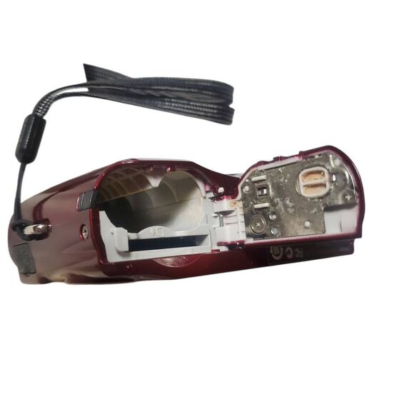 Nikon COOLPIX Red Digital Camera w/ Case – 10MP - Picture 12 of 16